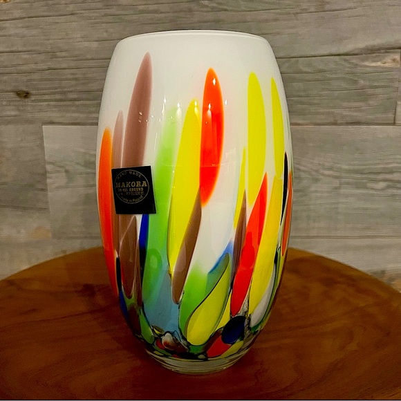 Polish Handblown Glass Vase - Beautiful Home Decor - Picture 12 of 14